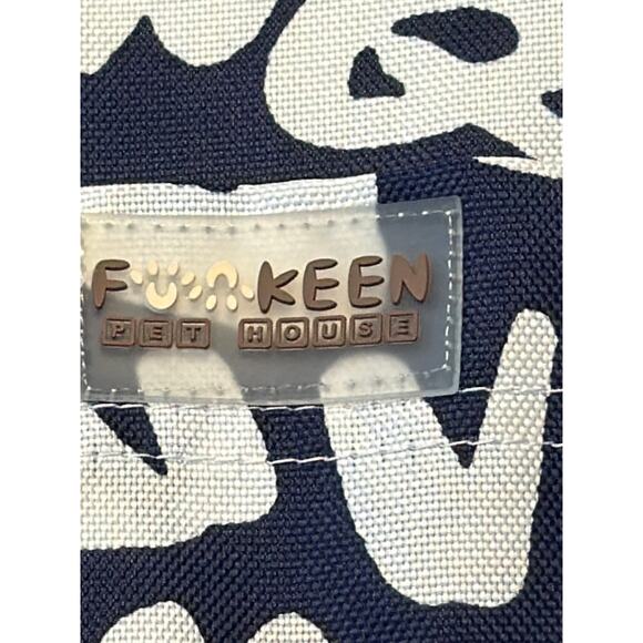 Fun Keen Pet Carrier Sling Style Canvas Adjustable Strap Lettering Pattern - Picture 3 of 10